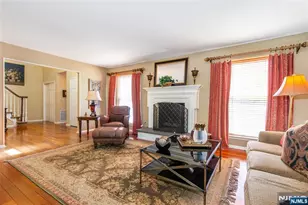 8 Tomahawk Dr, Wayne, NJ 07470 - Photo 2