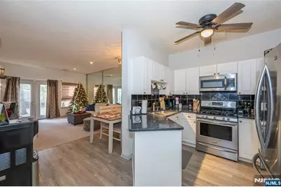 8605 Brittany Drive, Wayne, NJ 07470 - Photo 4