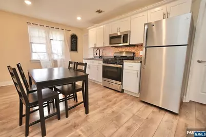 487 S 20th Street, Irvington, NJ 07111 - Photo 8