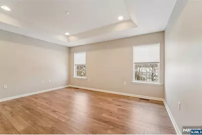 8 Masterson Court, Waldwick, NJ 07463 - Photo 36