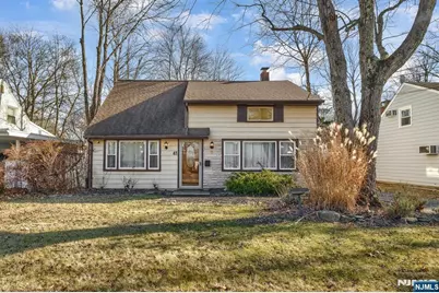 41 Hunterdon Road, West Orange Township, NJ 07052 - Photo 2