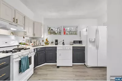 41 Hunterdon Road, West Orange Township, NJ 07052 - Photo 12