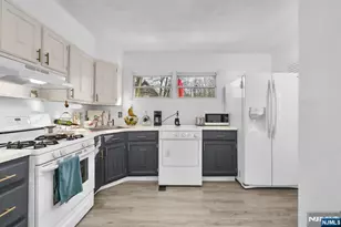 41 Hunterdon Rd, West Orange Township, NJ 07052 - Photo 12