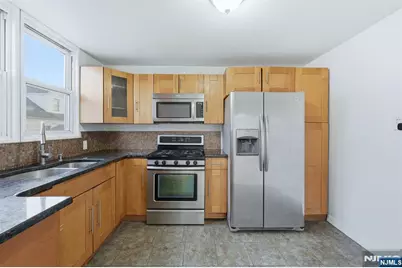 71 Newark Avenue, Belleville, NJ 07109 - Photo 10