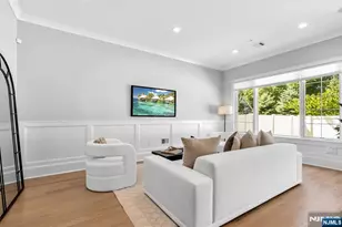 16 Gabriel Ct 16, Paramus, NJ 07652 - Photo 8