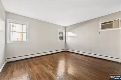 52 Tremont Terrace, Irvington, NJ 07111 - Photo 18