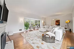 215 Upper Mountain, Montclair, NJ 07042 - Photo 8