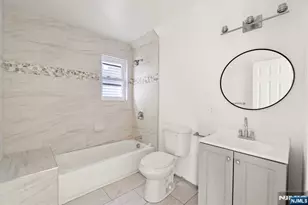 392 Clinton Pl, Newark, NJ 07112 - Photo 12