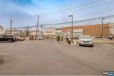 19 Valsumo, Newark, NJ 07105 - Photo 28