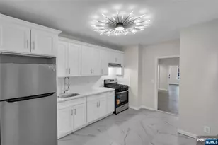 537 Grove St, East Orange, NJ 07017 - Photo 2
