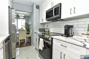 307 Prospect Ave 4B, Hackensack, NJ 07601 - Photo 18
