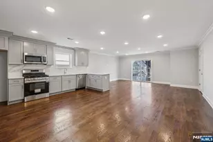 139 15th St, East Orange, NJ 07017 - Photo 28