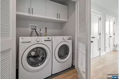 2451 E Camner Street 2451 #2451, Fort Lee, NJ 07024 - Photo 34