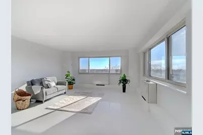 377 Harrison Street, East Orange, NJ 07018 - Photo 4