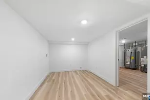 189 Oraton Pkwy, East Orange, NJ 07017 - Photo 28