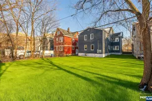 189 Oraton Pkwy, East Orange, NJ 07017 - Photo 30