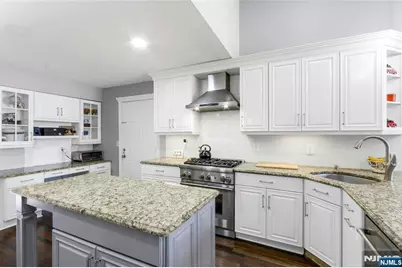 528 Baylor Avenue, River Vale Township, NJ 07675 - Photo 18