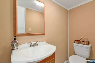 528 Baylor Avenue, River Vale Township, NJ 07675 - Photo 34