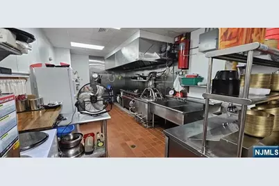 1357 16th Street, Fort Lee, NJ 07024 - Photo 12