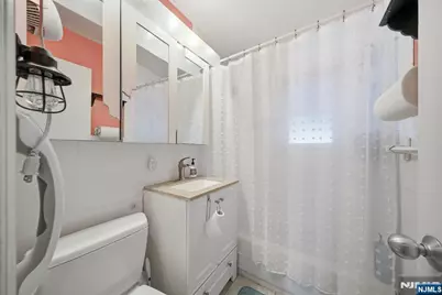 73 Page Drive, Oakland, NJ 07436 - Photo 22