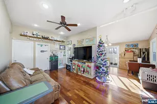 73 Page Dr, Oakland, NJ 07436 - Photo 10