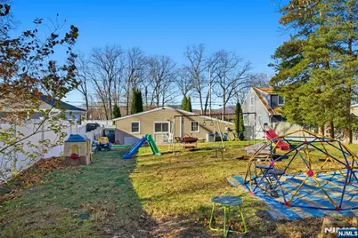 73 Page Drive, Oakland, NJ 07436 - Photo 36