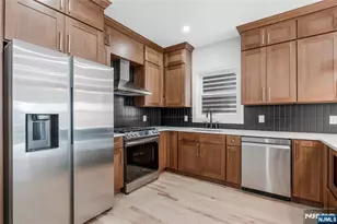 9 Voorhees, Newark, NJ 07103 - Photo 18