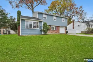 36 Arcadia Rd, Pompton Lakes, NJ 07442 - Photo 2