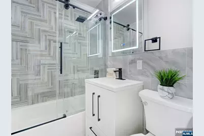 377 S Harrison Street 9L #9L, East Orange, NJ 07018 - Photo 14