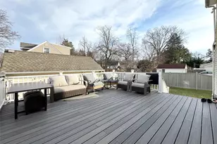 1037 Carnation Dr, New Milford, NJ 07646 - Photo 16