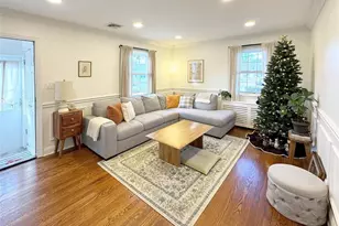 1037 Carnation Dr, New Milford, NJ 07646 - Photo 4