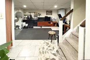 1037 Carnation Dr, New Milford, NJ 07646 - Photo 30