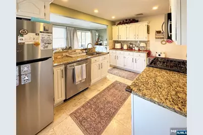 1037 Carnation Drive, New Milford, NJ 07646 - Photo 12