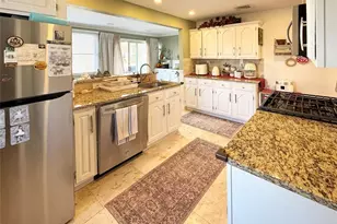 1037 Carnation Dr, New Milford, NJ 07646 - Photo 12