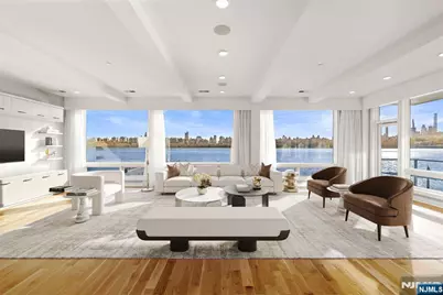 9 Somerset Lane 222 #222, Edgewater, NJ 07020 - Photo 1