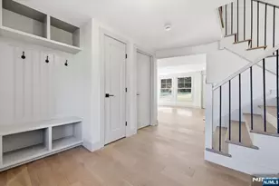 442 Ellis Pl, Wyckoff Township, NJ 07481 - Photo 4