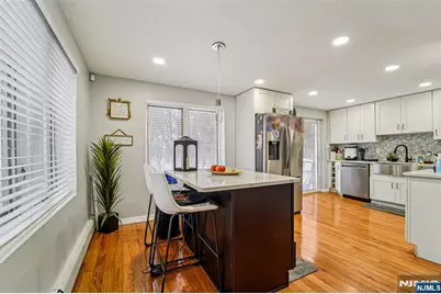 342 Lincoln Avenue, Elmwood Park, NJ 07407 - Photo 12