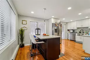 342 Lincoln Ave, Elmwood Park, NJ 07407 - Photo 12