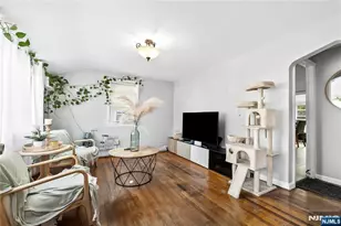 342 Lincoln Ave, Elmwood Park, NJ 07407 - Photo 26