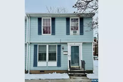 639 Nassau Street 8 #8, Orange, NJ 07050 - Photo 1