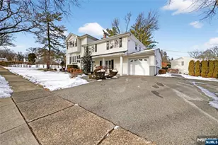 90 Birchwood Terrace, Wayne, NJ 07470 - Photo 2