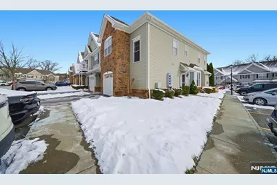 23 Dogwood Lane, Wanaque, NJ 07420 - Photo 2