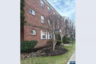 241 Johnson Avenue N2 #N2, Hackensack, NJ 07601 - Photo 2