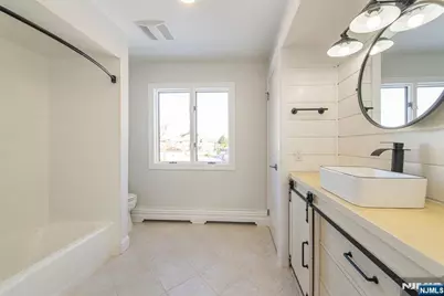 7 Shaw Court, Fairfield, NJ 07004 - Photo 24