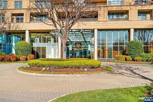 8100 River Road 801, North Bergen, NJ 07047 - Photo 4