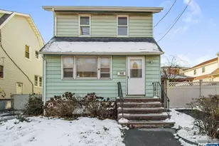 112 Rutherford Ave, Lyndhurst Township, NJ 07071 - Photo 2