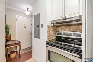 125 Prospect Ave 16C, Hackensack, NJ 07601 - Photo 22