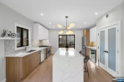 74 Liberty Place, Palisades Park, NJ 07650 - Photo 12