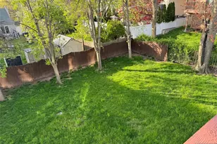 535B Lawn Ave B, Palisades Park, NJ 07650 - Photo 18