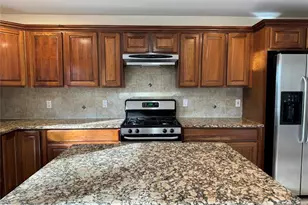 535B Lawn Ave B, Palisades Park, NJ 07650 - Photo 4